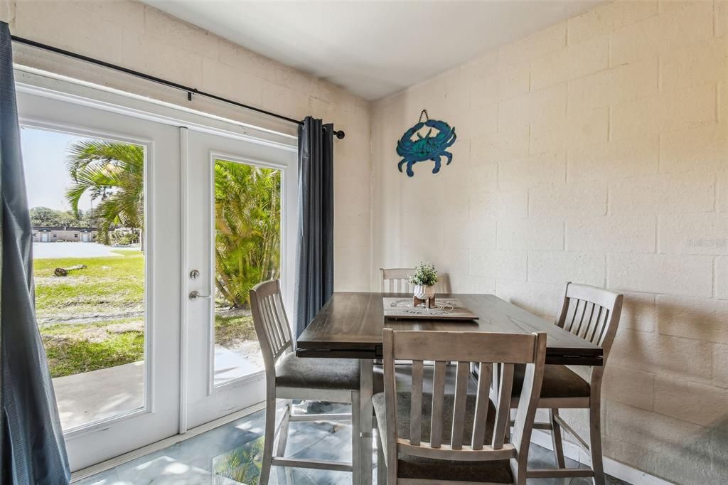 For Sale: $262,900 (3 beds, 2 baths, 1228 Square Feet)