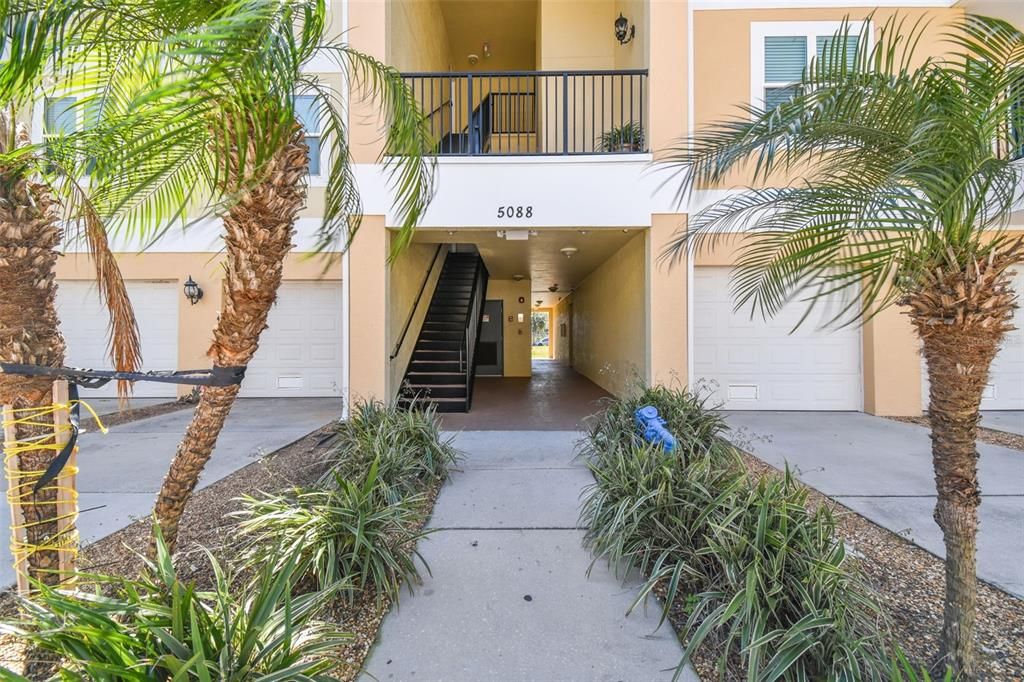 For Sale: $262,900 (3 beds, 2 baths, 1228 Square Feet)