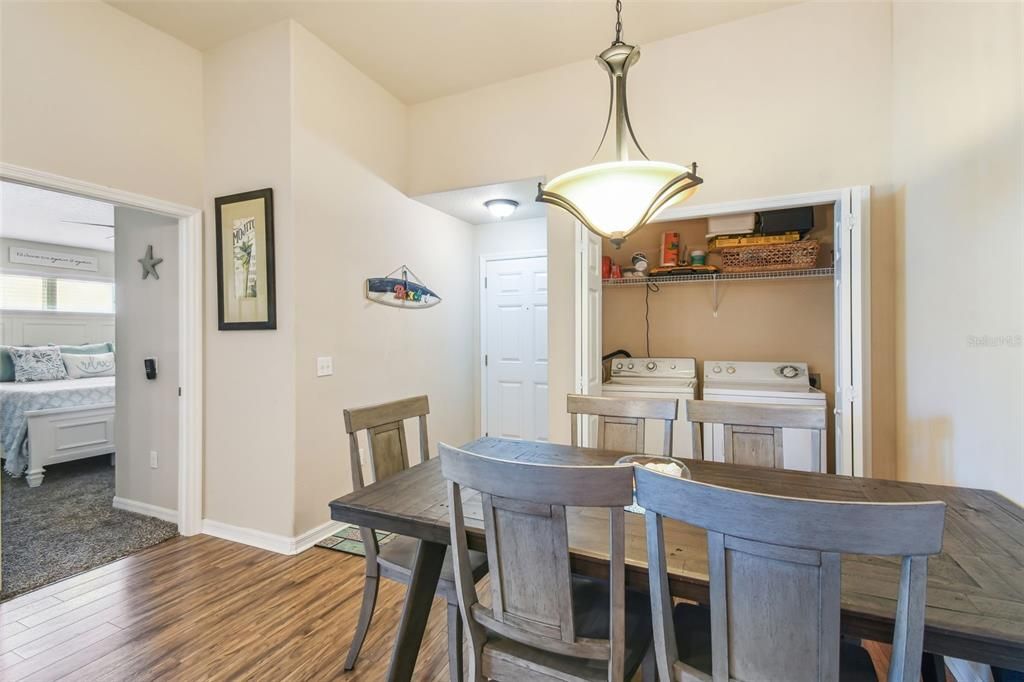 For Sale: $262,900 (3 beds, 2 baths, 1228 Square Feet)