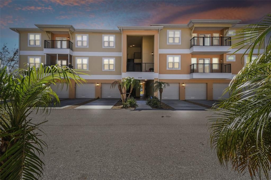 For Sale: $262,900 (3 beds, 2 baths, 1228 Square Feet)