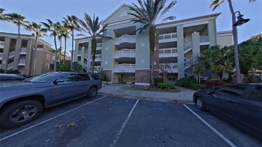 For Rent: $2,000 (3 beds, 3 baths, 1630 Square Feet)