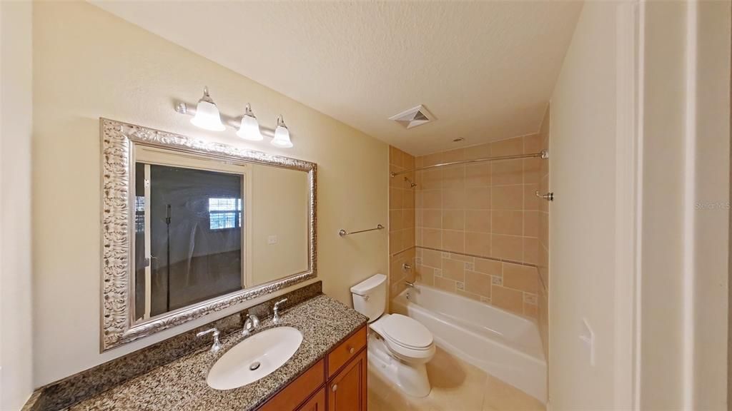 For Rent: $2,000 (3 beds, 3 baths, 1630 Square Feet)