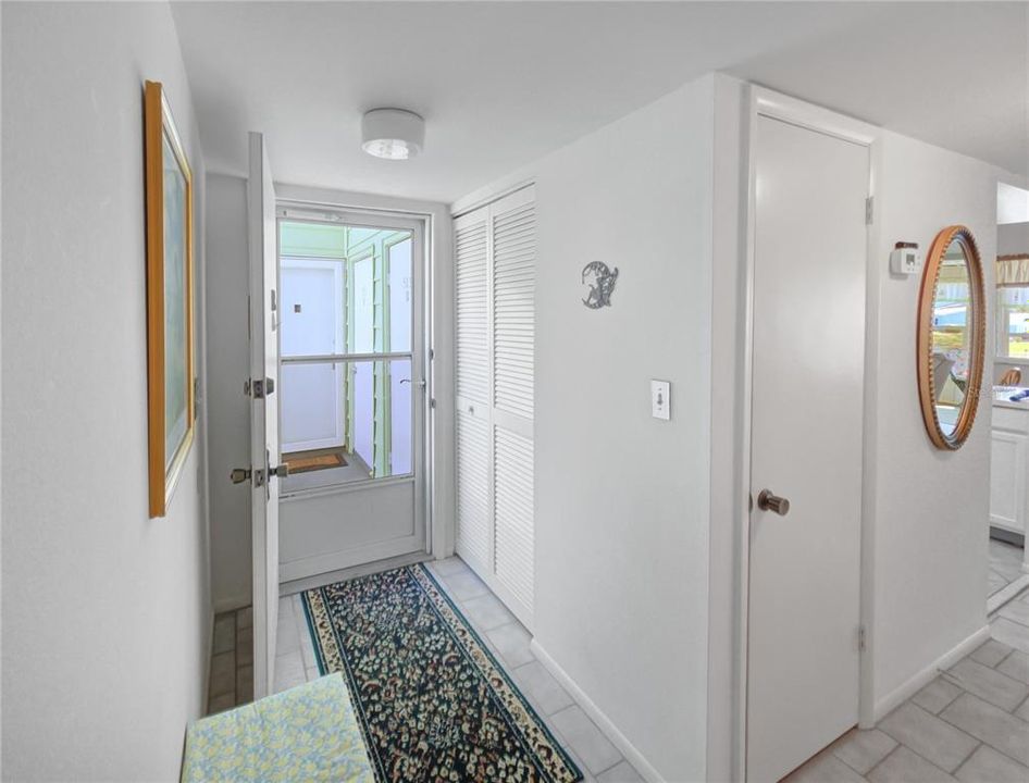 Active With Contract: $105,900 (2 beds, 1 baths, 1054 Square Feet)