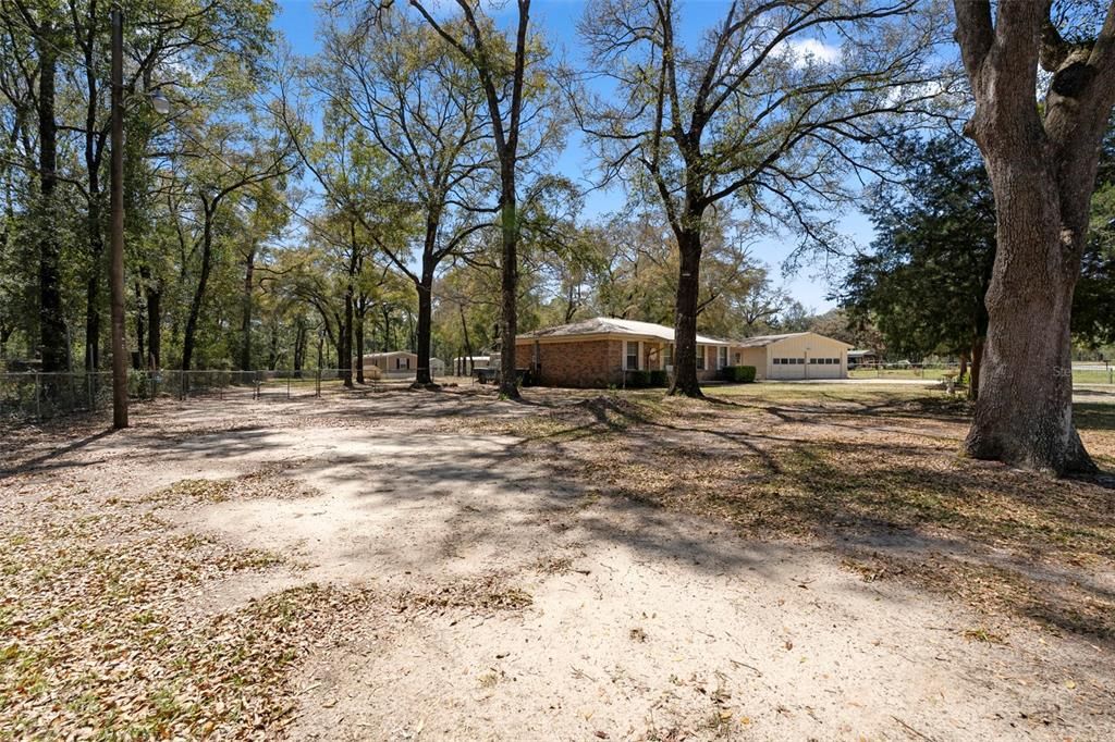 待售: $610,000 (7 贝兹, 3 浴室, 2774 平方英尺)