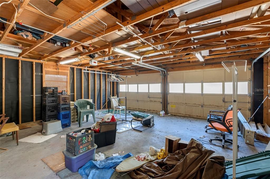 待售: $610,000 (7 贝兹, 3 浴室, 2774 平方英尺)