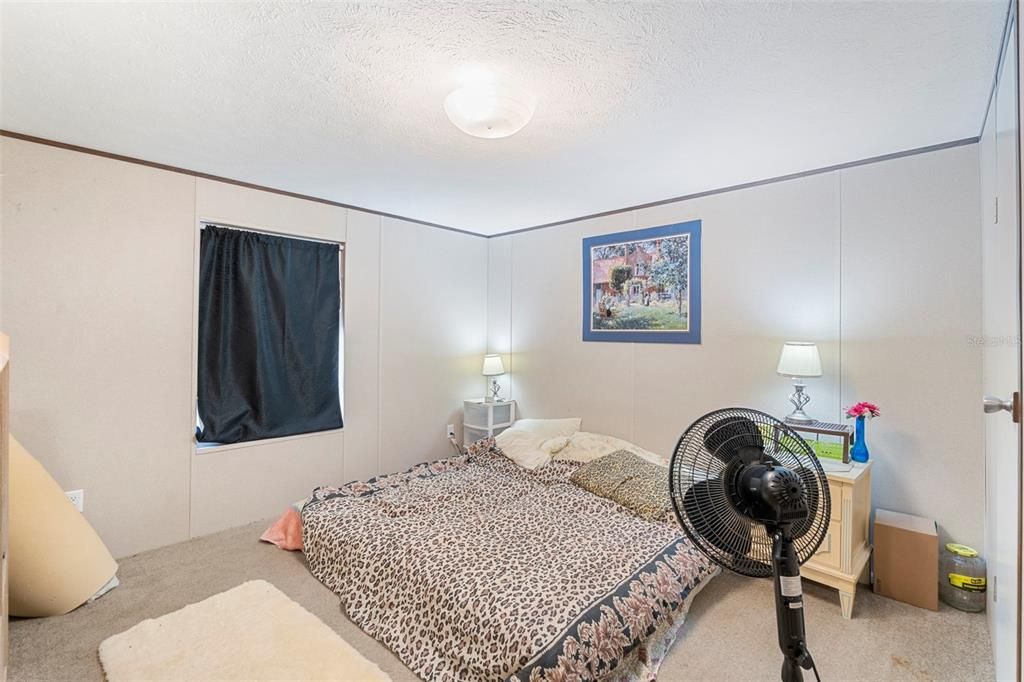 待售: $610,000 (7 贝兹, 3 浴室, 2774 平方英尺)