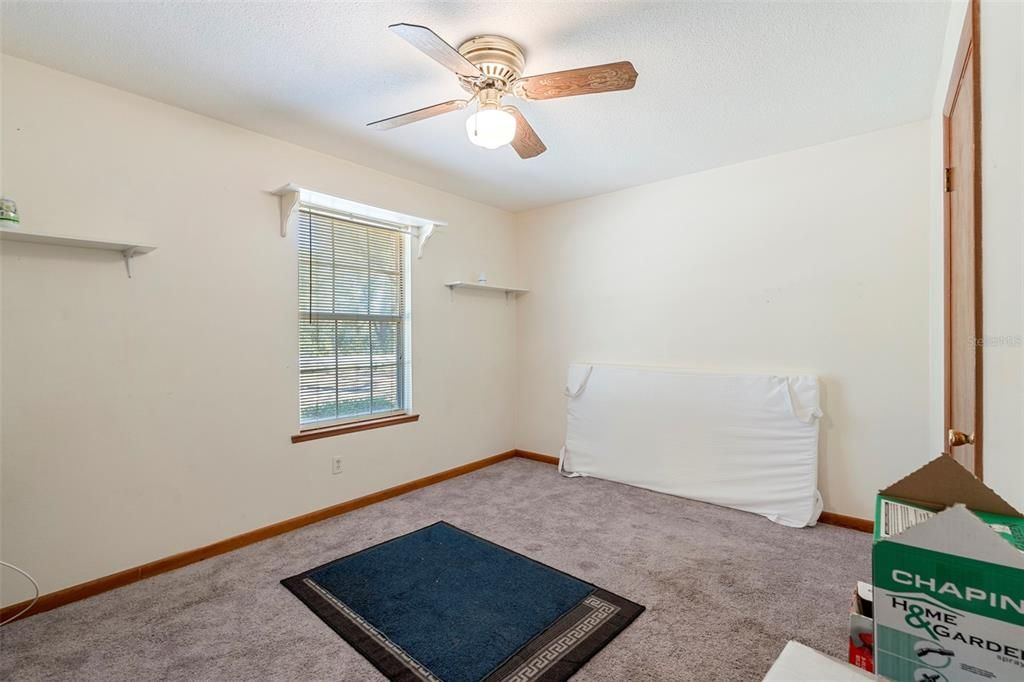 待售: $610,000 (7 贝兹, 3 浴室, 2774 平方英尺)