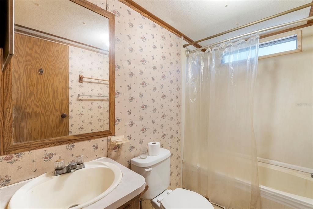 待售: $610,000 (7 贝兹, 3 浴室, 2774 平方英尺)