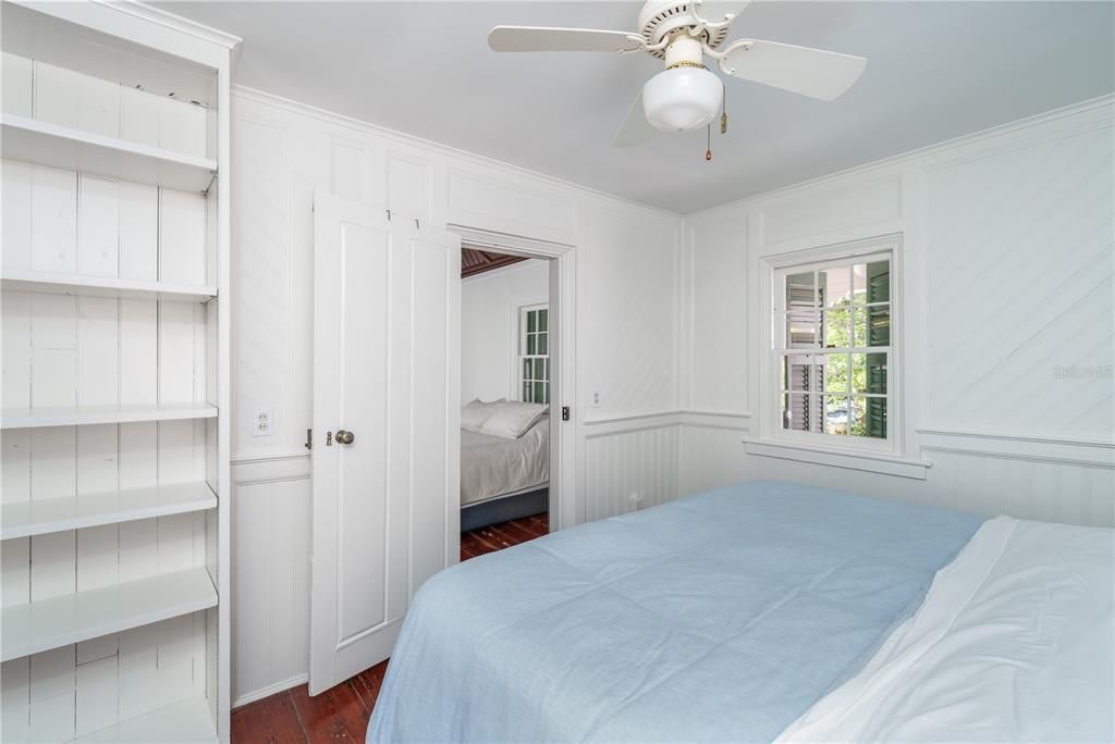 For Sale: $1,150,000 (2 beds, 1 baths, 2327 Square Feet)