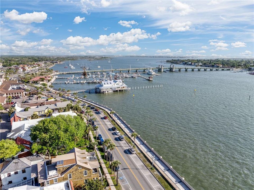 For Sale: $1,150,000 (2 beds, 1 baths, 2327 Square Feet)