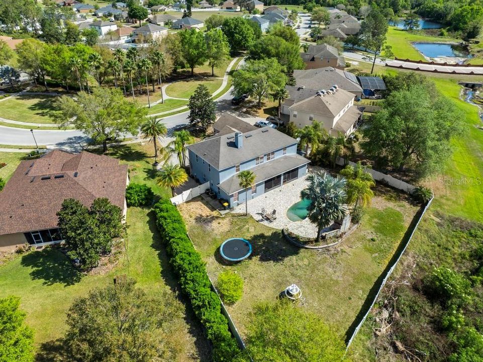 合同活跃: $575,000 (5 贝兹, 4 浴室, 4094 平方英尺)