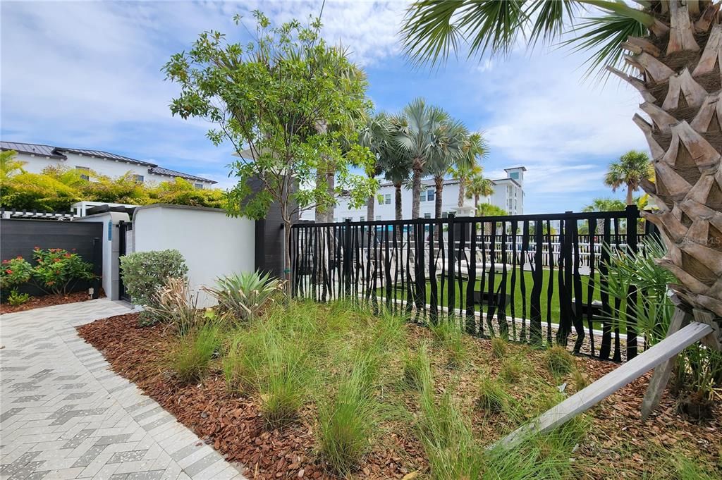 Active With Contract: $1,394,000 (4 beds, 3 baths, 2804 Square Feet)