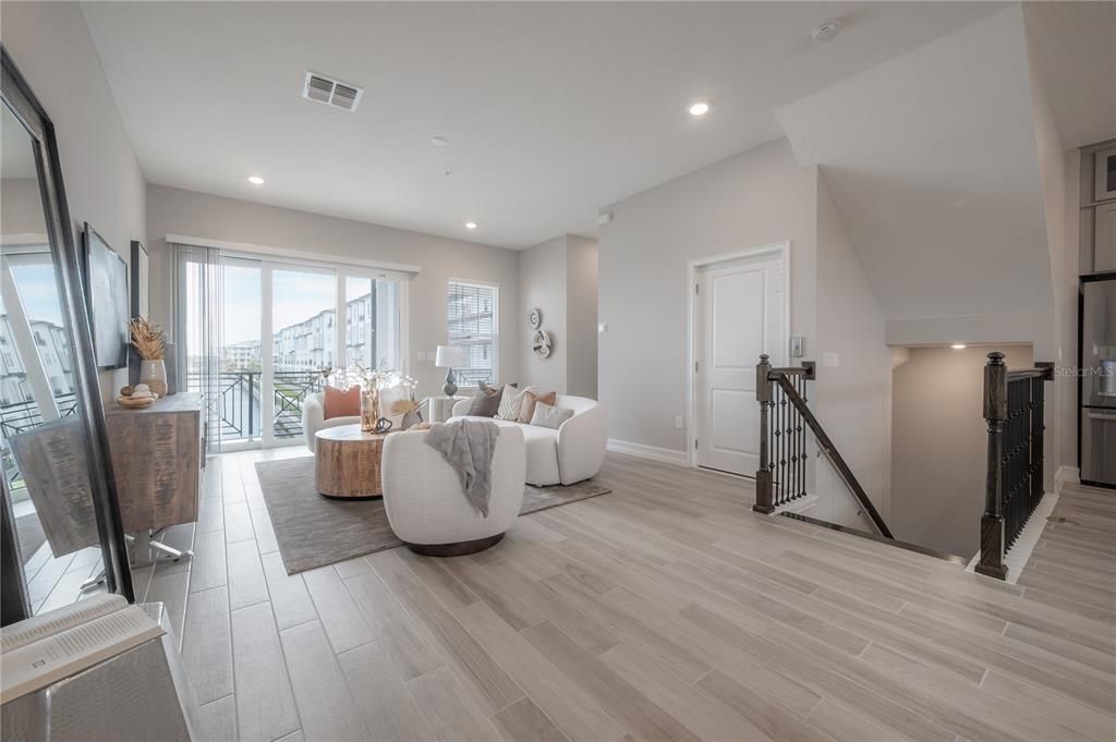 Active With Contract: $1,394,000 (4 beds, 3 baths, 2804 Square Feet)