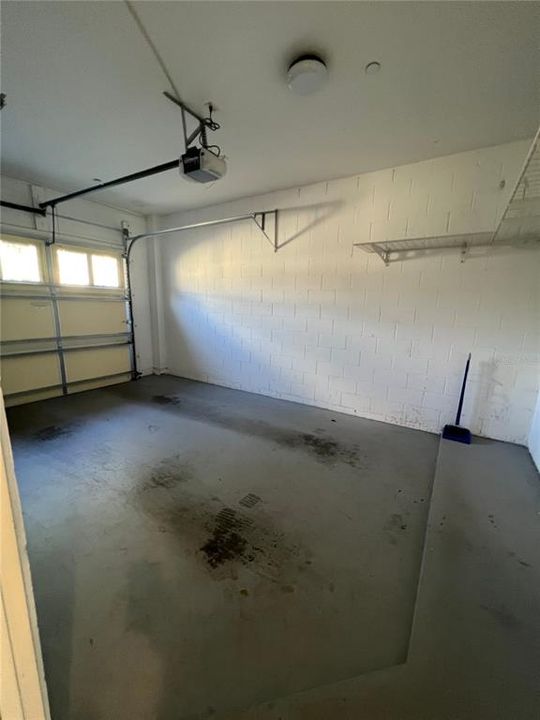 For Rent: $2,895 (2 beds, 2 baths, 1429 Square Feet)