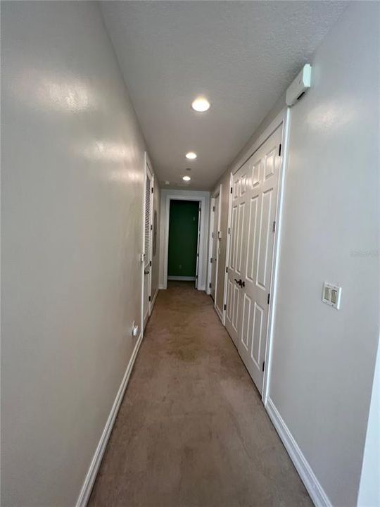 For Rent: $2,895 (2 beds, 2 baths, 1429 Square Feet)