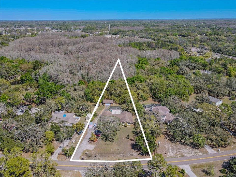 На продажу: $649,900 (4 спален, 3 ванн, 3920 Квадратных фут)