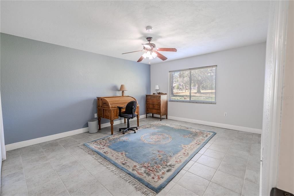 На продажу: $649,900 (4 спален, 3 ванн, 3920 Квадратных фут)