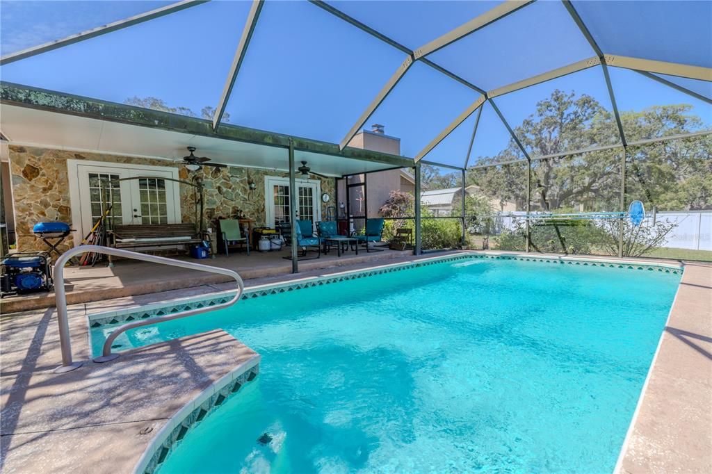 На продажу: $649,900 (4 спален, 3 ванн, 3920 Квадратных фут)