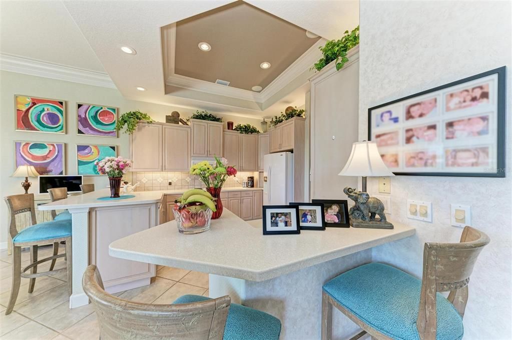 Active With Contract: $875,000 (3 beds, 3 baths, 2570 Square Feet)