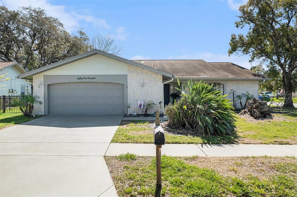 最近售出: $290,000 (3 贝兹, 2 浴室, 1689 平方英尺)