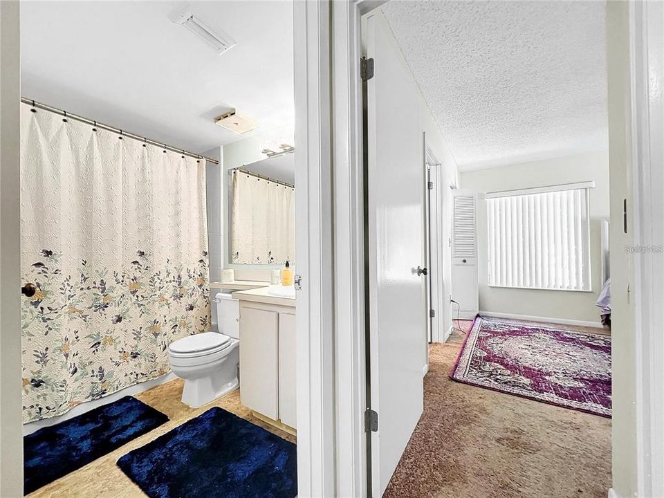 Под контрактом: $160,000 (2 спален, 2 ванн, 1038 Квадратных фут)