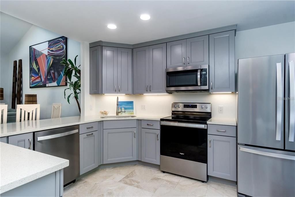 For Rent: $6,950 (3 beds, 2 baths, 1839 Square Feet)