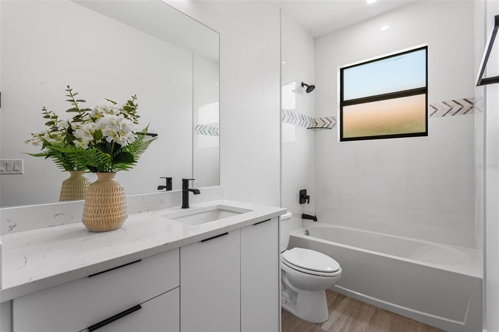 For Sale: $850,000 (4 beds, 3 baths, 2207 Square Feet)