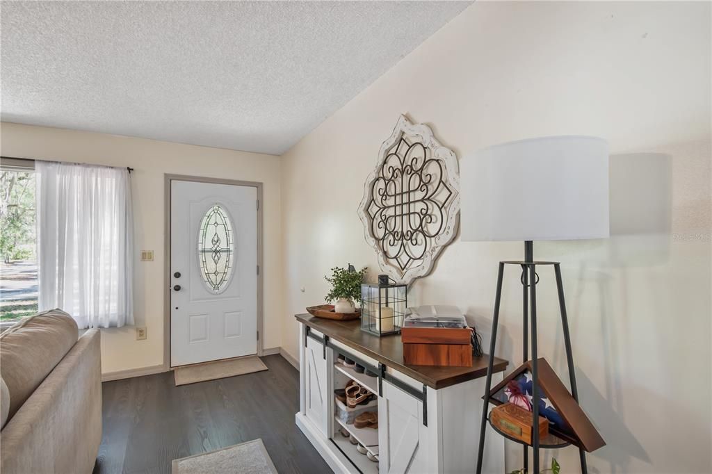 待售: $470,000 (3 贝兹, 2 浴室, 1992 平方英尺)