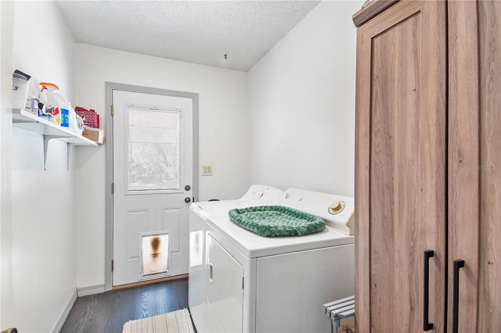 待售: $470,000 (3 贝兹, 2 浴室, 1992 平方英尺)