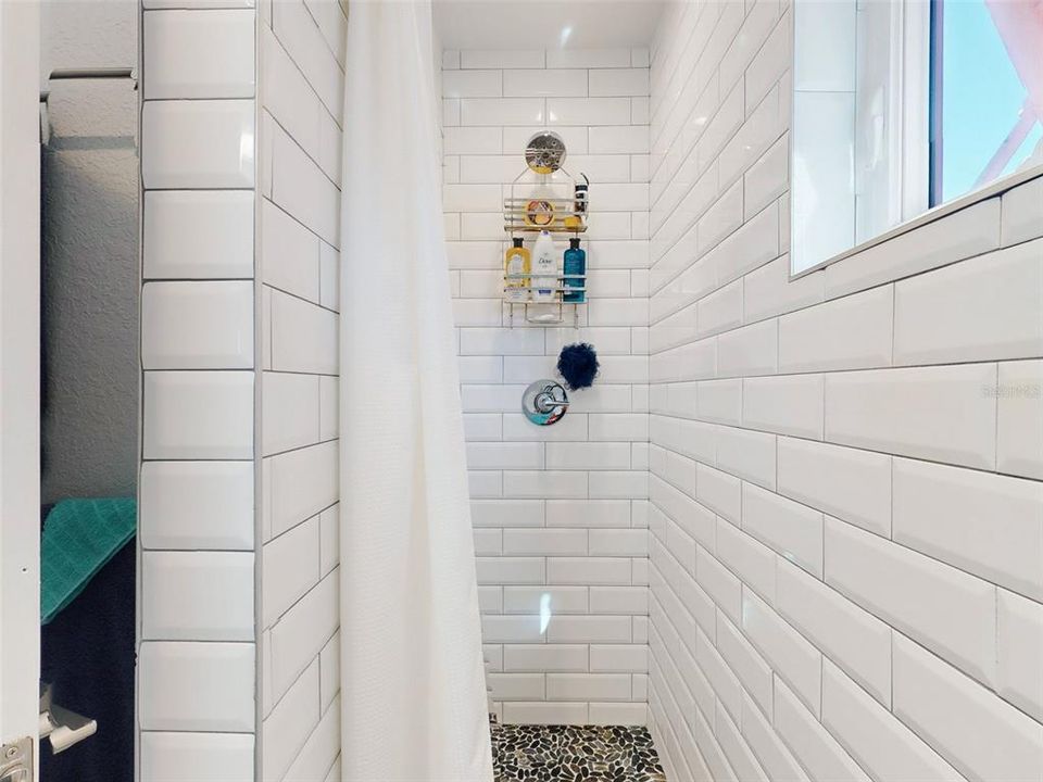 В аренду: $6,000 (7 спален, 2 ванн, 753 Квадратных фут)
