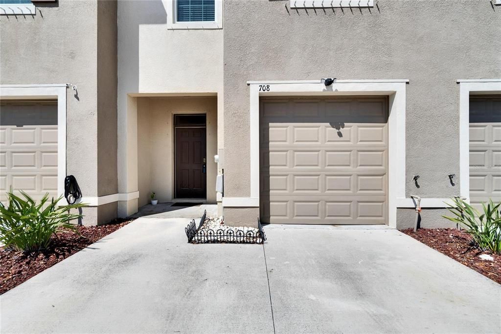 На продажу: $255,900 (3 спален, 2 ванн, 1707 Квадратных фут)