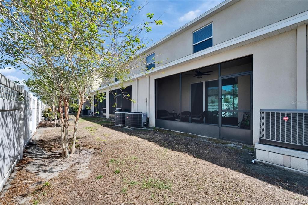 На продажу: $255,900 (3 спален, 2 ванн, 1707 Квадратных фут)