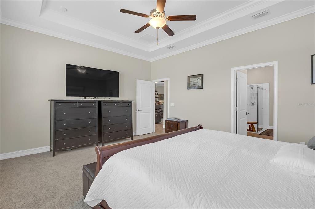 На продажу: $550,000 (4 спален, 3 ванн, 2453 Квадратных фут)