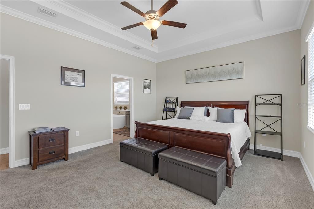 На продажу: $550,000 (4 спален, 3 ванн, 2453 Квадратных фут)