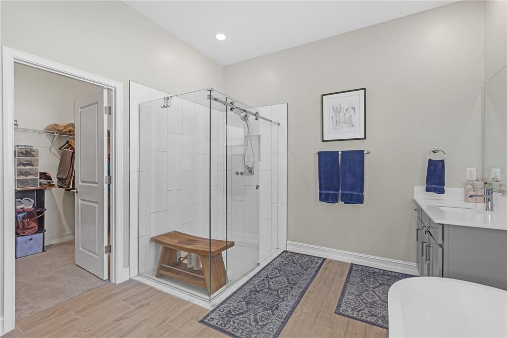 На продажу: $550,000 (4 спален, 3 ванн, 2453 Квадратных фут)