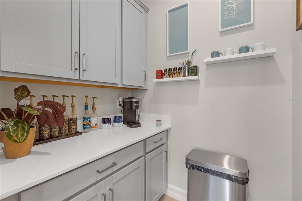 На продажу: $550,000 (4 спален, 3 ванн, 2453 Квадратных фут)