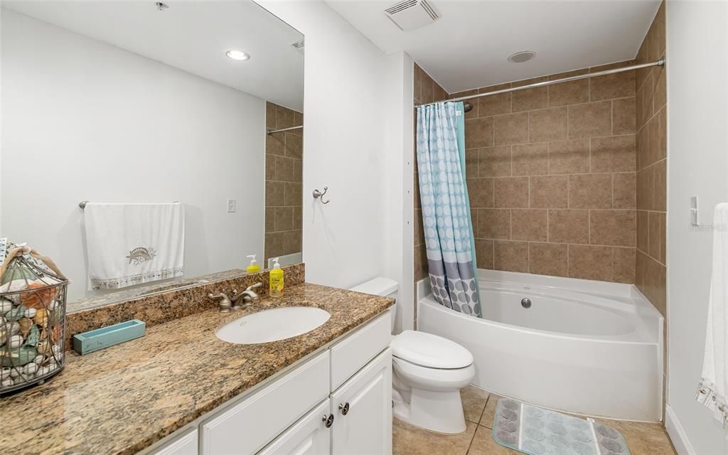 На продажу: $375,000 (2 спален, 2 ванн, 1514 Квадратных фут)