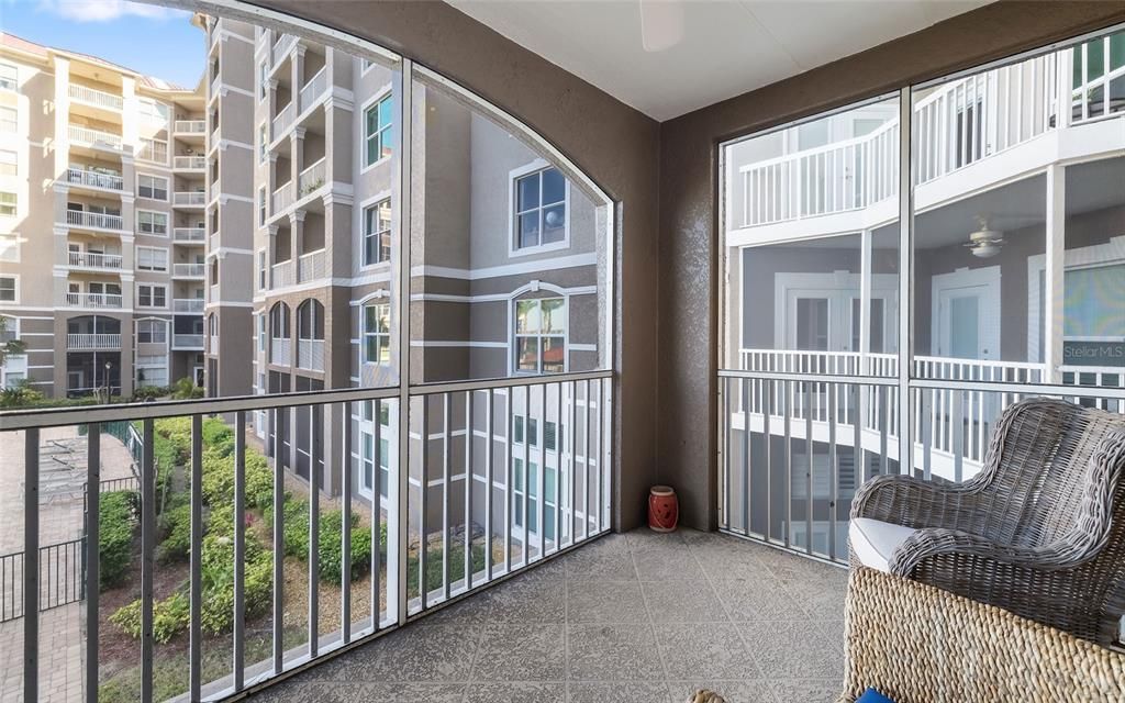 На продажу: $375,000 (2 спален, 2 ванн, 1514 Квадратных фут)