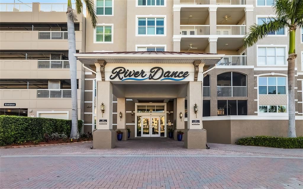 На продажу: $375,000 (2 спален, 2 ванн, 1514 Квадратных фут)