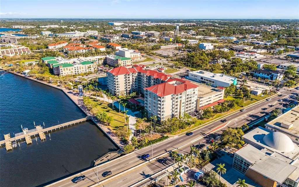 На продажу: $375,000 (2 спален, 2 ванн, 1514 Квадратных фут)