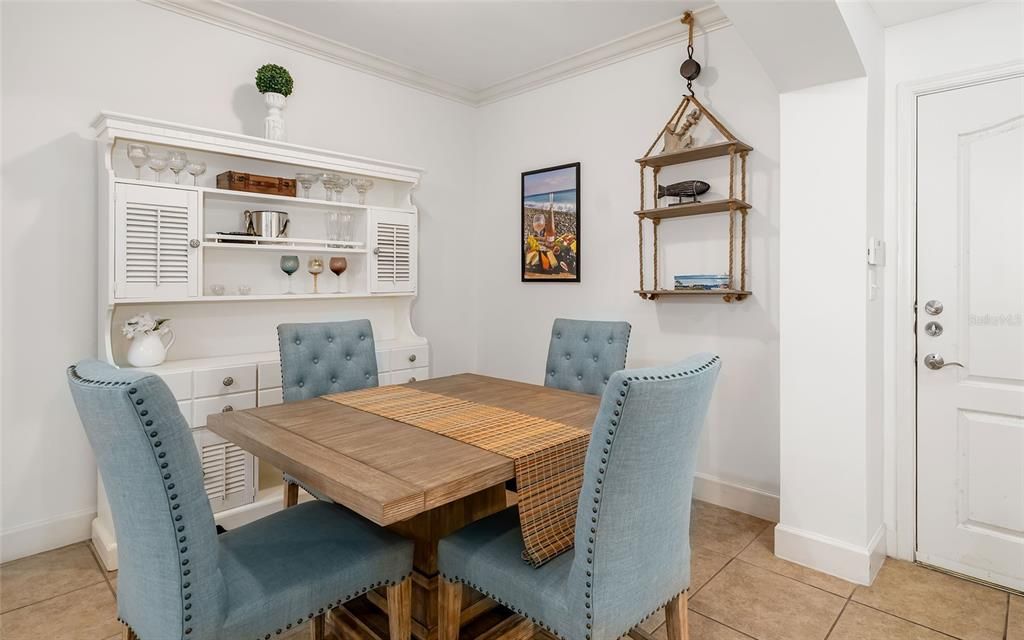 На продажу: $375,000 (2 спален, 2 ванн, 1514 Квадратных фут)