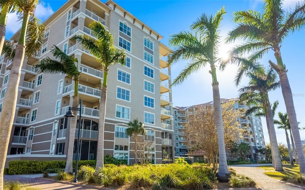 На продажу: $375,000 (2 спален, 2 ванн, 1514 Квадратных фут)