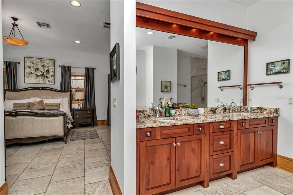 For Sale: $4,000,000 (6 beds, 5 baths, 6100 Square Feet)