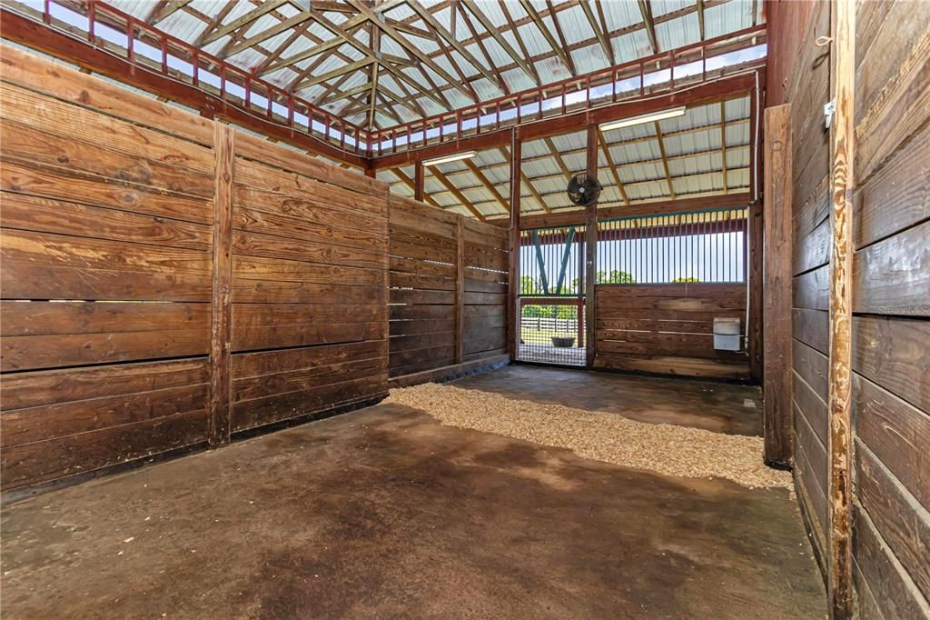 For Sale: $4,000,000 (6 beds, 5 baths, 6100 Square Feet)