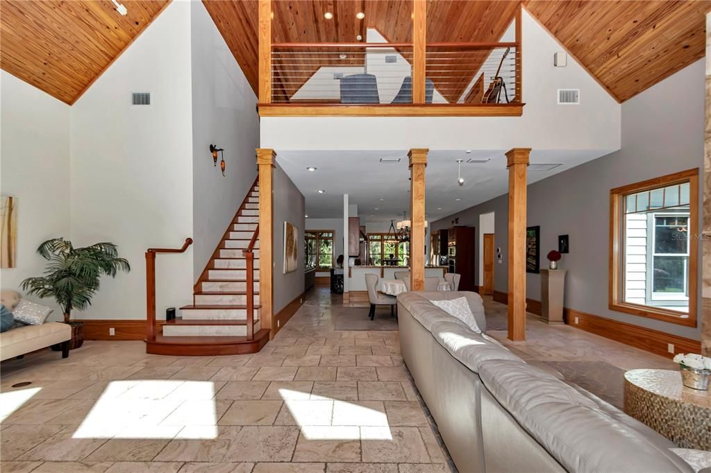 For Sale: $4,000,000 (6 beds, 5 baths, 6100 Square Feet)