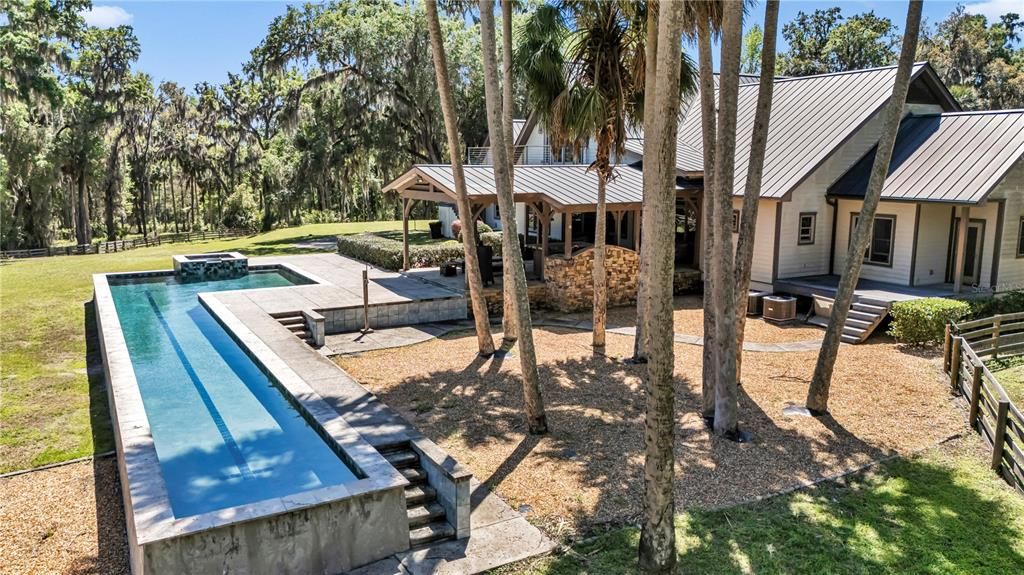 For Sale: $4,000,000 (6 beds, 5 baths, 6100 Square Feet)