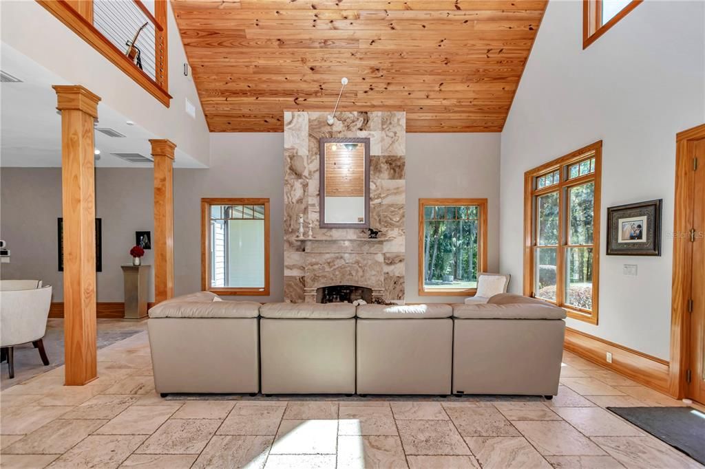 For Sale: $4,000,000 (6 beds, 5 baths, 6100 Square Feet)