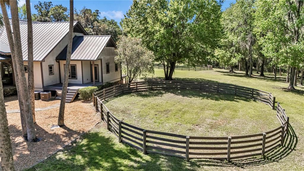 For Sale: $4,000,000 (6 beds, 5 baths, 6100 Square Feet)