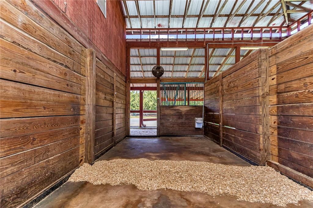 For Sale: $4,000,000 (6 beds, 5 baths, 6100 Square Feet)