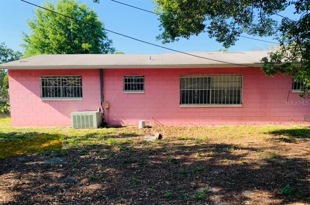 For Sale: $190,000 (3 beds, 1 baths, 1208 Square Feet)
